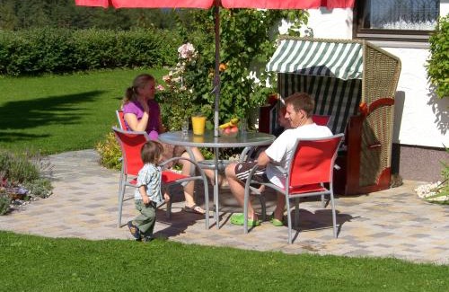 Radstadt Apartment | Family-Friendly Apartment - Ferienwohnung Elisabeth with Pool