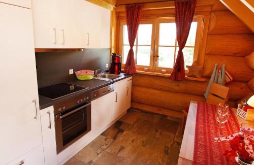 Grab Apartment | Family-Friendly Retreat at Apartment Fichte by Interhome