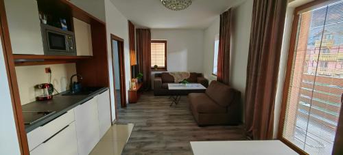 Velka Lomnica Apartment | Guest Rated: Apartment FIMM with Oceanfront Pool & Spa