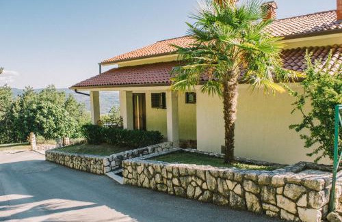 Sveti Martin House | Discover Apartment Finderli: 4-Star, Pet-Friendly Retreat