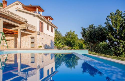 Sveti Martin House | Discover Apartment Finderli: 4-Star, Pet-Friendly Retreat