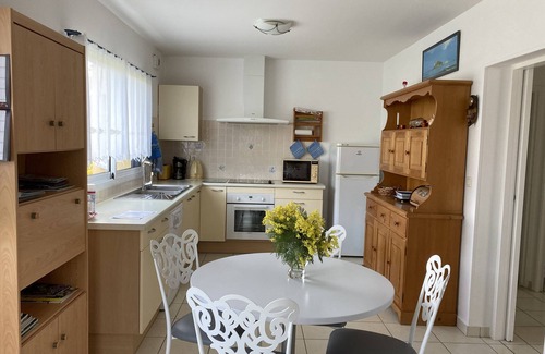Saint-Pol-de-Leon Apartment | Guest Rated: Ideal Apartment in St Pol de Léon with Spa