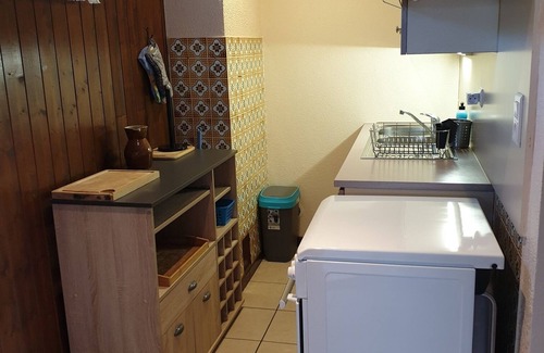 Armoy Apartment | Ideal 2-Room Apartment for Families with Ocean Views