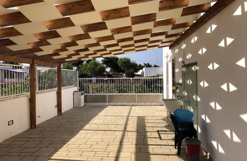 Posto Rosso Villa | Cozy Apartment with Ocean View in Alliste, Pet Friendly