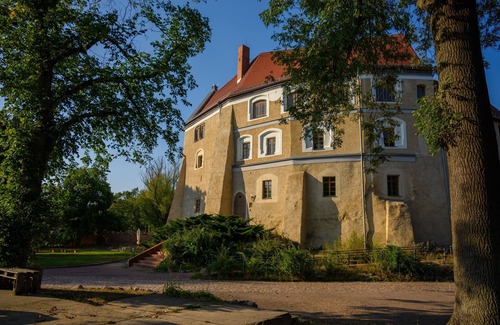 Dessau-Rosslau Apartment | Family-Friendly Apartment in Anhalt with Kitchen Access