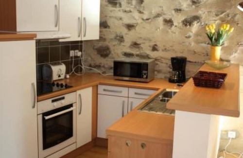Collioure Apartment | Oceanfront Apartment in Collioure with Breakfast Included