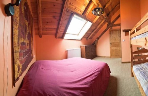 Albiez-le-Vieux Ski Chalet | Spacious 4-Room Apartment - Ideal for Families & Groups