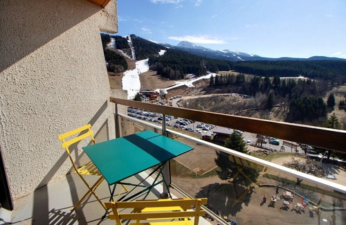 Villard-de-Lans Apartment | Inviting Apartment in Villard de Lans with Family-Friendly Amenities