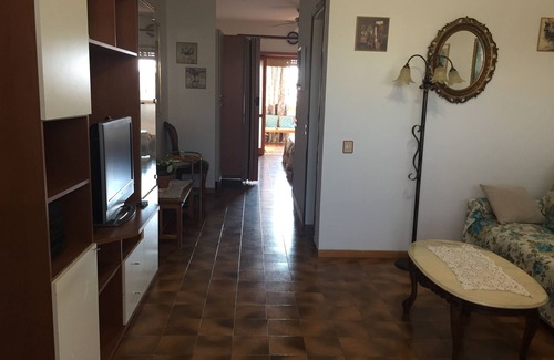 Santa Marinella Apartment | Oceanfront Santa Marinella Residence with Private Beach Access