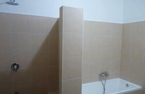 Netanya Apartment | Cozy Oceanfront Apartment in Netanya with Breakfast Included