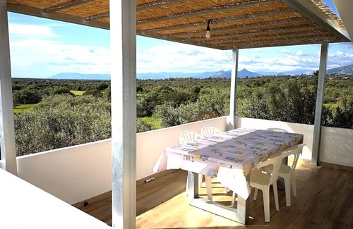 Orosei Apartment | Oceanfront Apartment in Orosei with Pet-Friendly Amenities