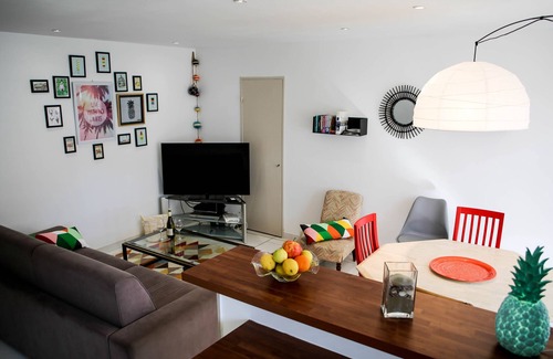 Biarritz City Centre Apartment | Designer Apartment in Biarritz, Steps from the Beach