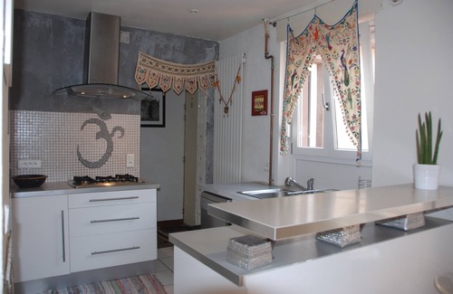 Neudorf South Apartment | Exceptional Apartment in Strasbourg with Spa & Breakfast