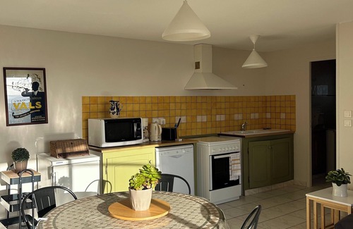 Vals-les-Bains Apartment | Pet-Friendly Apartment in Vals Les Bains - Top Rated 10/10