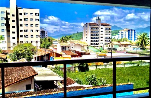 Martim de Sa Apartment | Beachfront Apartment Foot: Ocean Views and Family-Friendly