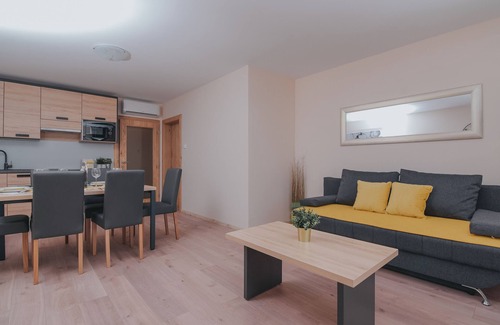 Novalja Apartment | Cozy Apartment for 14 Steps from the Beach with Pool