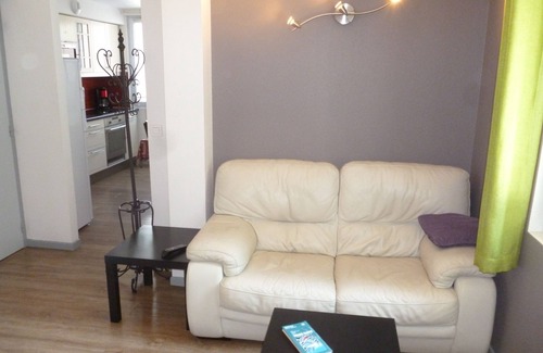 Thonon-les-Bains Apartment | Cozy Apartment for 2-3 in Thonon with Ocean Views