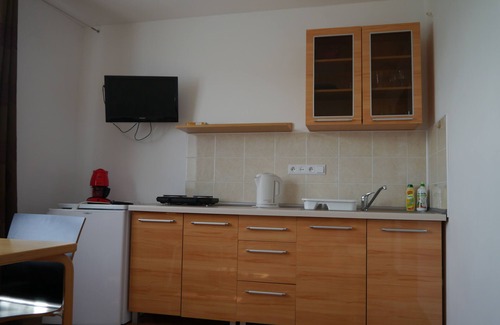 Rowy Apartment | Cozy Apartment for 2, Steps from the Beach & Pet Friendly