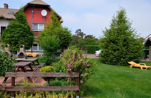 Rowy Apartment | Cozy Apartment for 2, Steps from the Beach & Pet Friendly