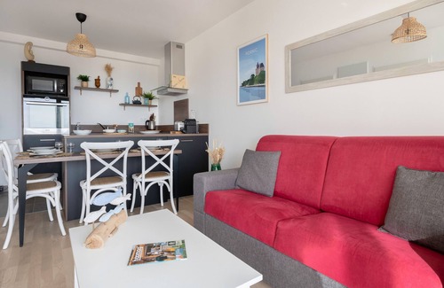 Pornic Apartment | Oceanfront Apartment for 4 with Pool & Beach Access