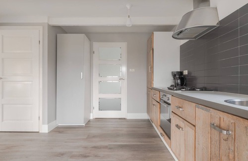 Egmond-Binnen House | Ideal Apartment for 5 with Kitchen & Top Guest Ratings