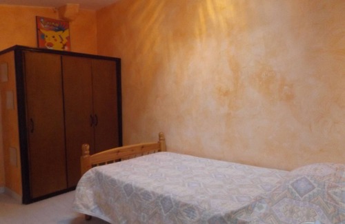 Vergeze Apartment | Cozy Apartment for 4 with Ocean View in Vergèze