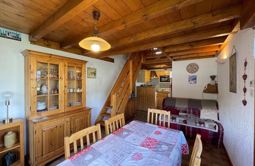 Crest-Voland Apartment | Cozy Apartment Crest-Voland for 4 with Kitchen Amenities