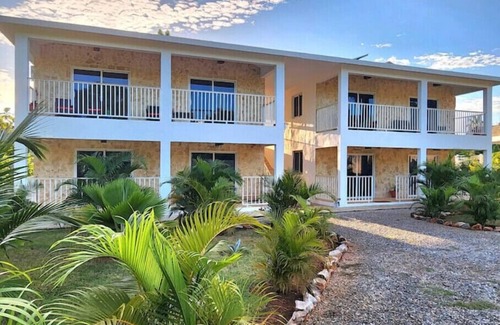 Las Galeras Apartment | Family-Friendly Apartment for 4 with Inviting Pool