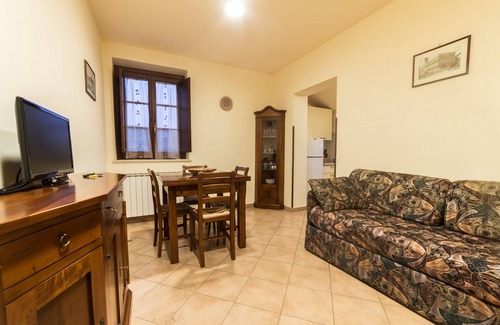 Assisi Apartment | Relaxing Getaway for 5 with Pool in Scenic Countryside