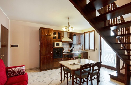 Borgo Roma Condo | Apartment for 6/7 people on two floors
