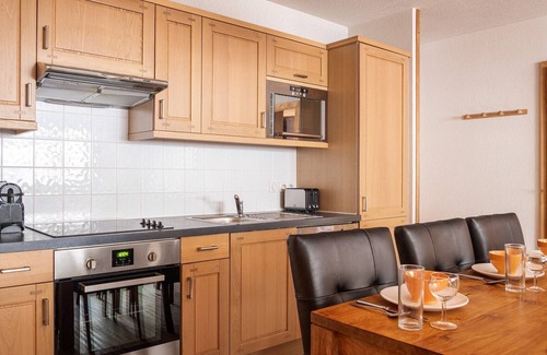 Vallorcine Apartment | Cozy 3-Bedroom Apartment at Dormio Resort Vallorcine