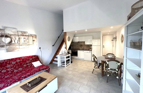 La Garde-Freinet Apartment | Cozy 4-Person Apartment with Garden and Pool in Maures