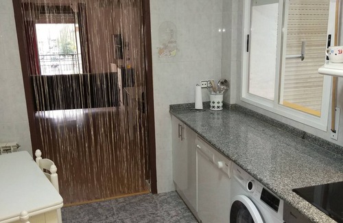 Logrono Condo | Spacious Apartment for Groups in Logroño with Spa Access