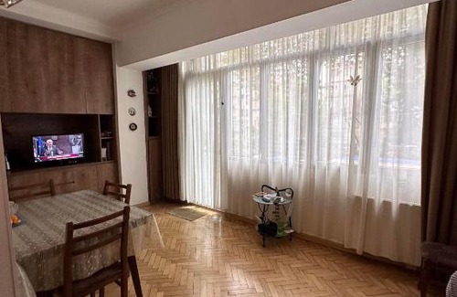 Saburtalo Apartment | Comfortable Apartment in Tbilisi's Family-Friendly Saburtalo