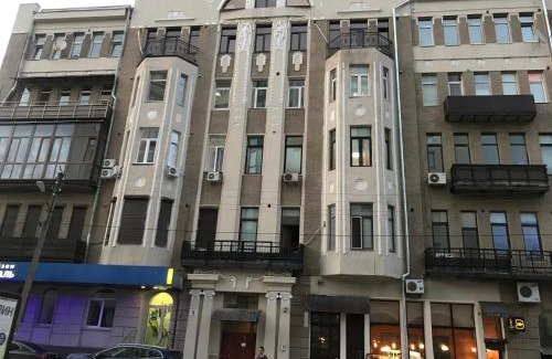Petrovskoye Apartment | Central Kharkiv Apartment with Breakfast & Family Amenities