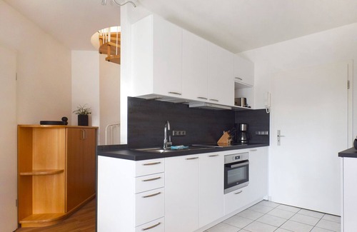 Ostseebad Prerow Apartment | Central Vacation Apartment with Balcony & Ocean View