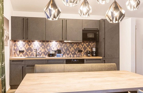 Turracher Hohe Apartment | Spacious Apartment for 8 with Hot Tub & Family-Friendly Amenities