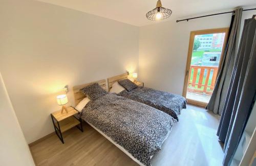 Saint-Jean-de-Maurienne Apartment | Spacious Apartment for 4-6 with Terrace in St-Jean-de-Mne