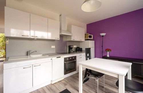 Saint-Simon-de-Bordes Apartment | Apartment 'Le Clos Du Champ De L'Amour - Talmont' with Private Pool and Air Conditioning