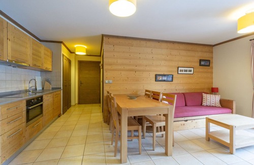 Sainte-Foy-Tarentaise Apartment | Cozy Appartement B56 - Eco Le Ruitor with Mountain View