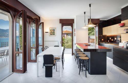 Frader Apartment | Scenic Apartment Frader Otto with Lake View - 4 Star Stay