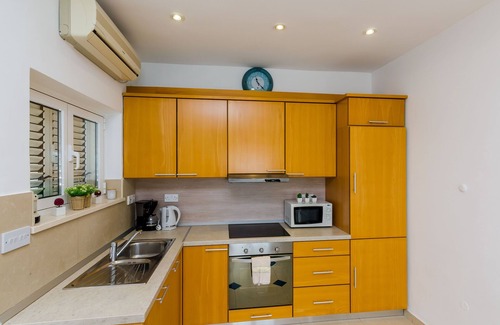 Stikovica Apartment | Cozy Apartment Franceska with Terrace and Sea Views