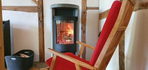 Pantow Apartment | Cozy Apartment Freterg Holt: Oceanfront Retreat Near Binz