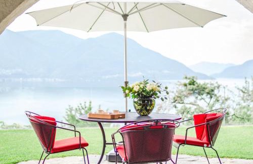 Ronco sopra Ascona Apartment | Inviting Apartment Garden Suite with Pool and Family-Friendly Amenities