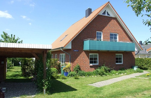 Winnemark Apartment | Gawrisch Apartment: Pet-Friendly Retreat with Ocean Views
