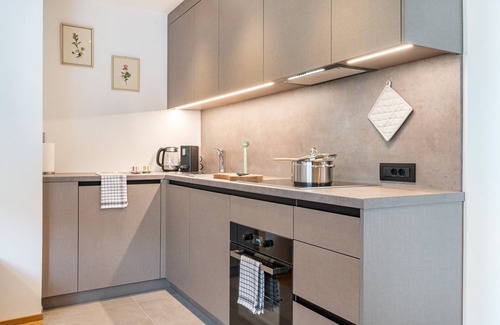 San Pietro Apartment | Cozy Apartment 'Geisler' with Mountain View & Private Terrace