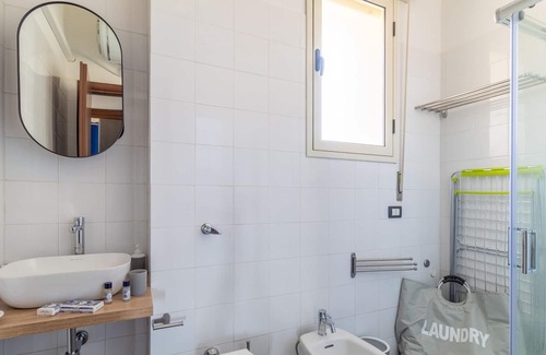 Cava dʼAliga Other | Apartment 'Gelsomino in Villa Archi' with Sea View & Shared Pool