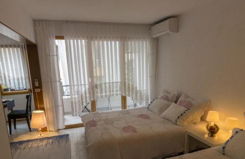 Sandanski Apartment | Guest Favorite Apartment Gem in Heart of Sandanski