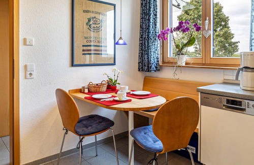 Denkingen Apartment | Cozy Apartment with Garden, Mountain View & Spa Amenities