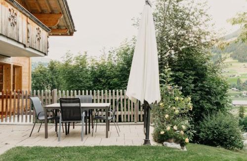 Saanenmöser Apartment | Family-Friendly Stay at Apartment Giferblick by Interhome